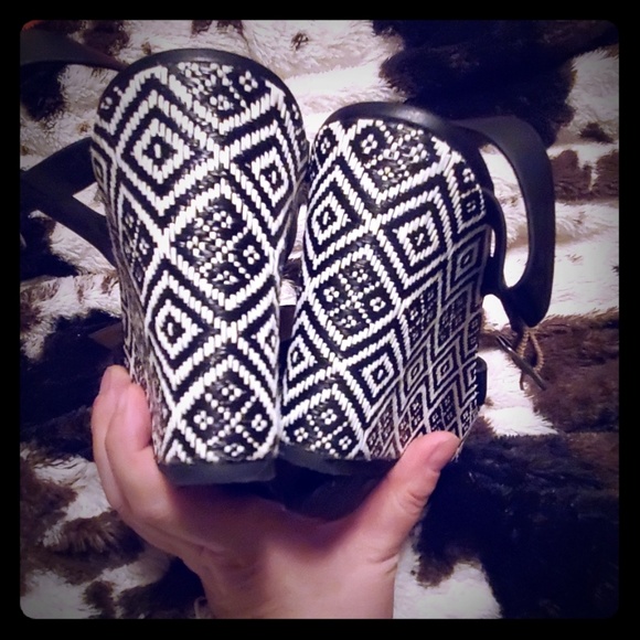 Mudd Boho Platform Wedge - Picture 5 of 8